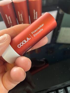 BN 4 COOLA Mineral Liplux Tinted Lip Balm in the shade Firecracker